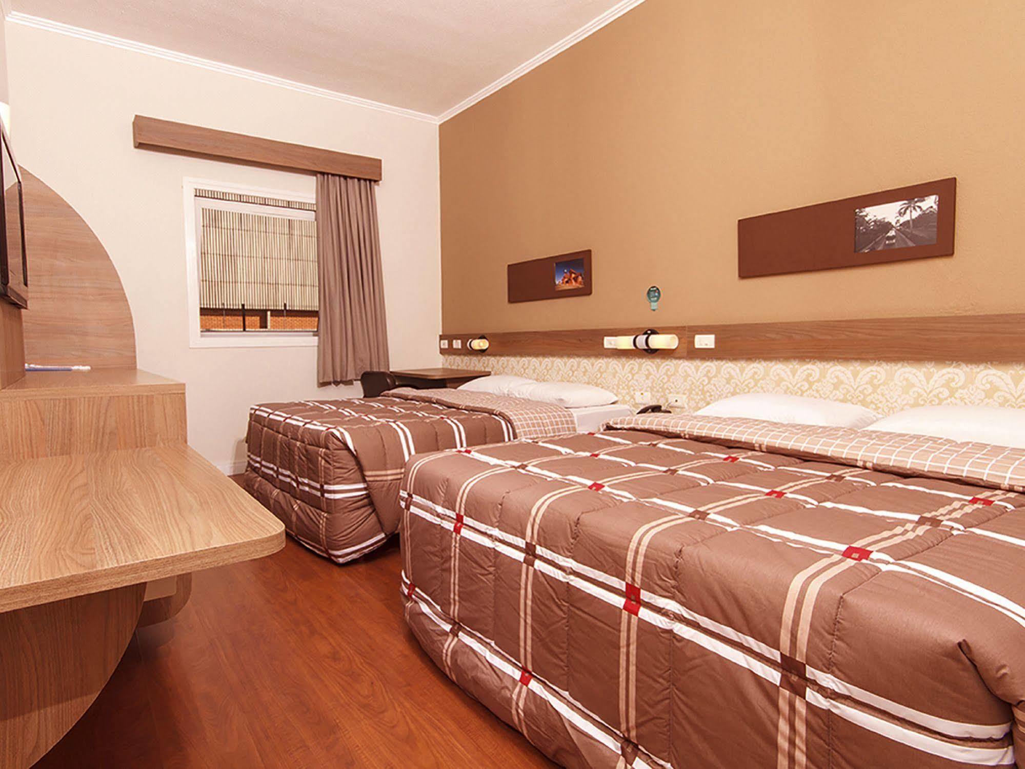 Hotel 10 Ponta Grossa Понта-Гросса Экстерьер фото
